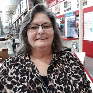 Meet your Posher, Wendy